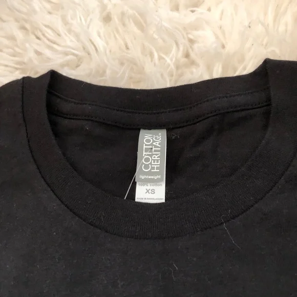 Black Graphic Tee - Save the Bees - Picture 4 of 4